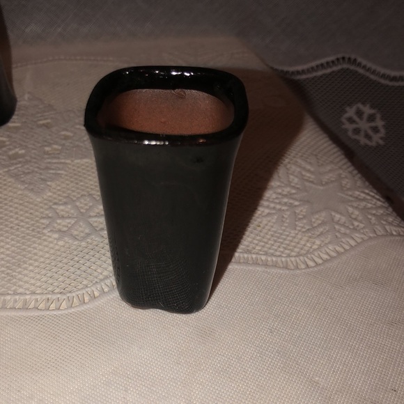 Art pottery succulent pots. 20 total. Five of each type see pictures. - Picture 8 of 12